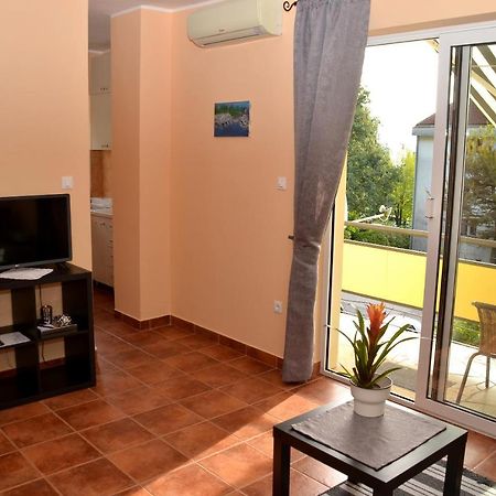 Apartment Renata Lovran Εξωτερικό φωτογραφία